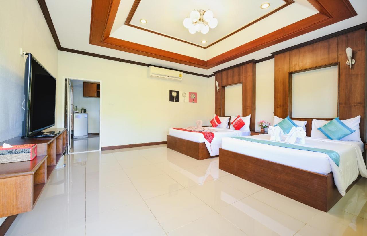 Phuket Airport Villa Ban Bo Han Exterior photo