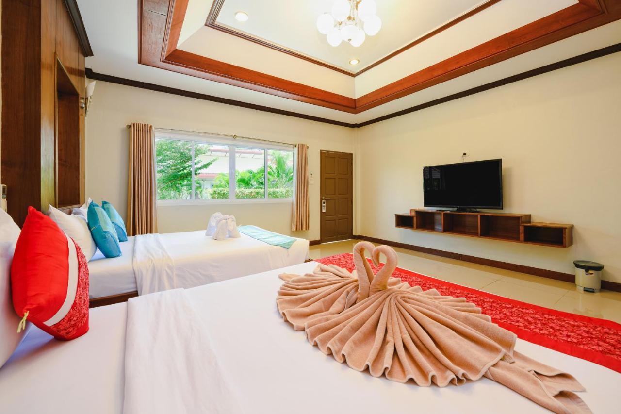 Phuket Airport Villa Ban Bo Han Exterior photo