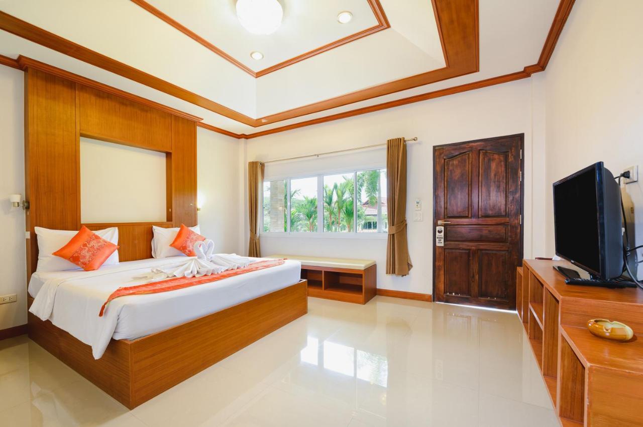 Phuket Airport Villa Ban Bo Han Exterior photo