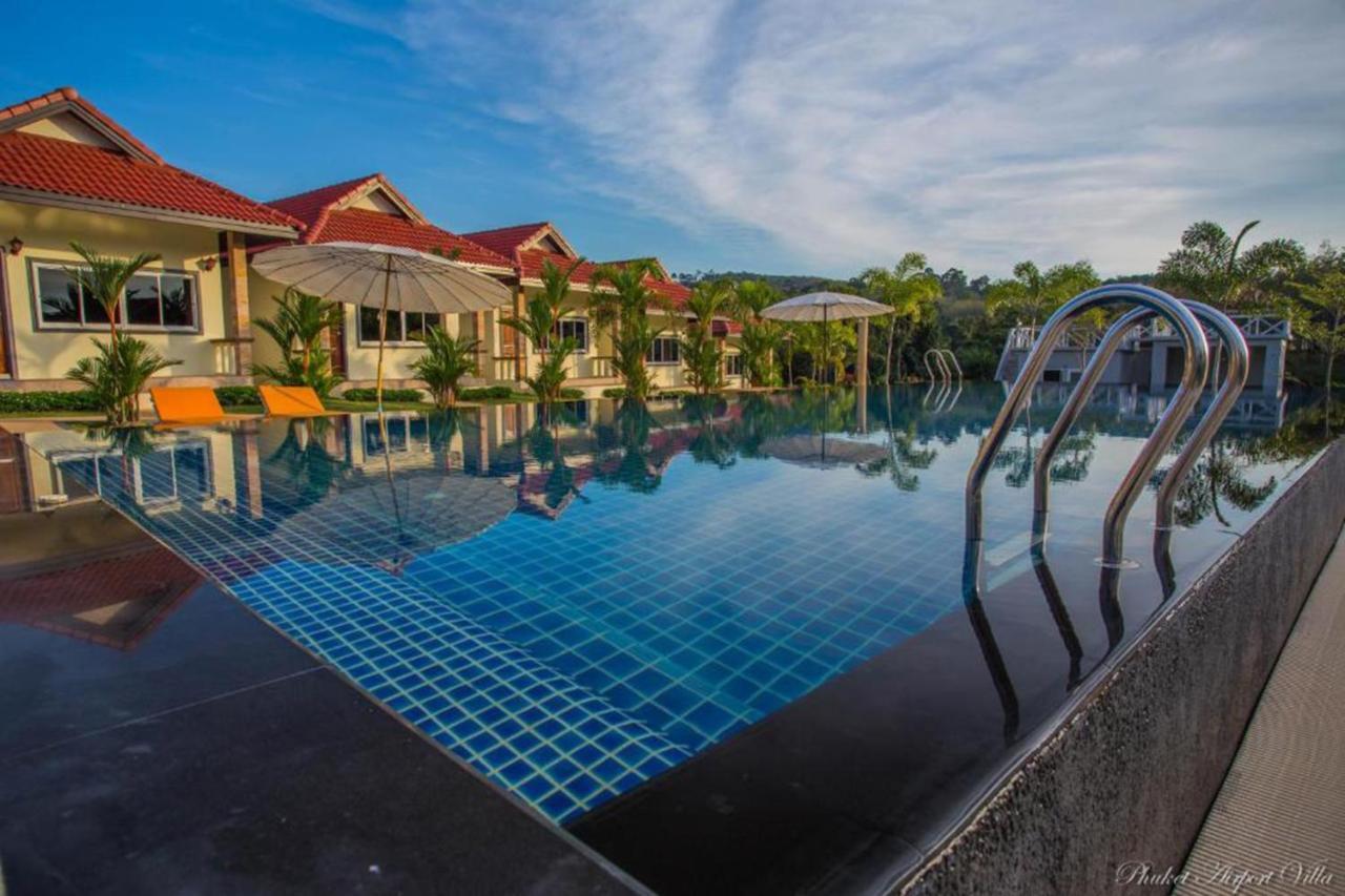 Phuket Airport Villa Ban Bo Han Exterior photo