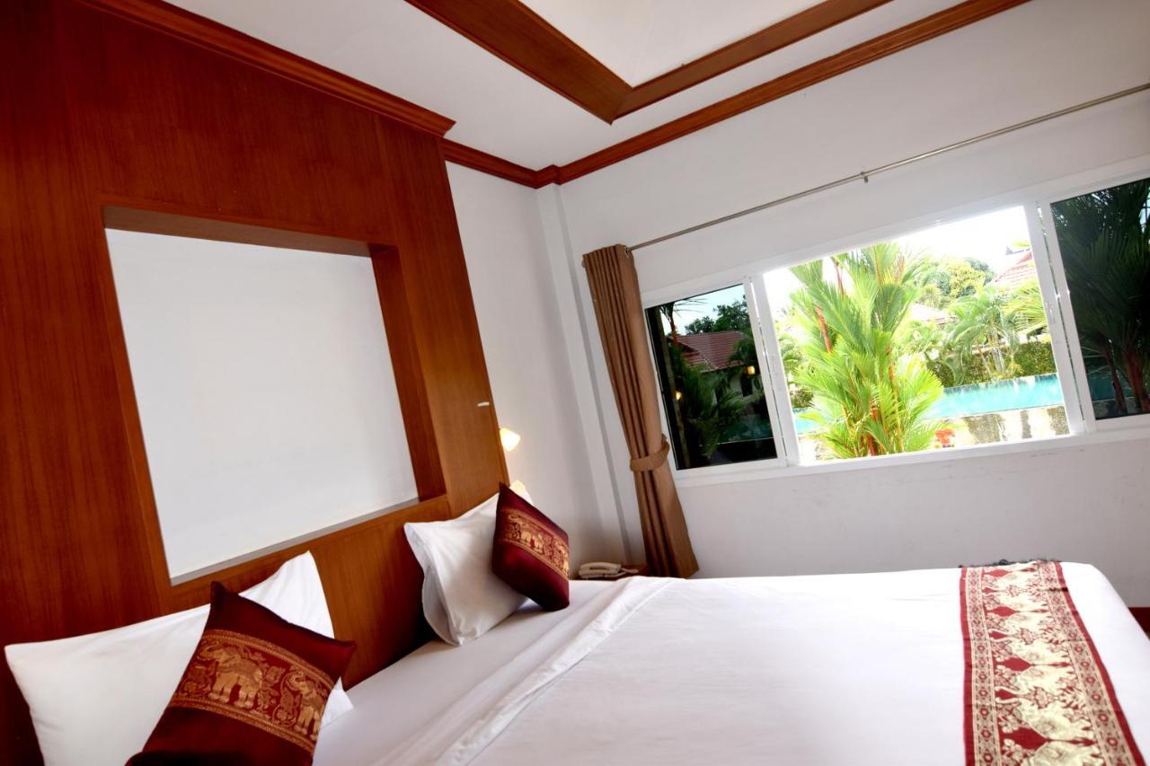 Phuket Airport Villa Ban Bo Han Exterior photo
