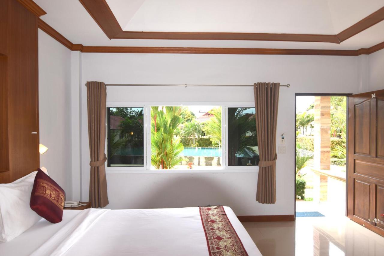 Phuket Airport Villa Ban Bo Han Exterior photo